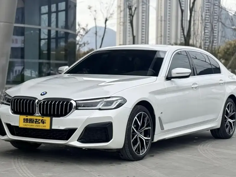 BMW 5 Series, 2022