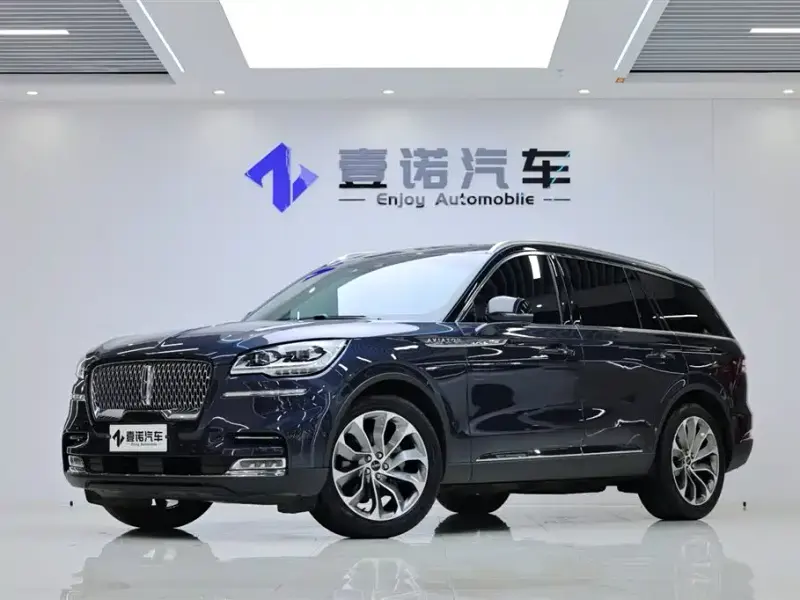 Lincoln Aviator, 2022
