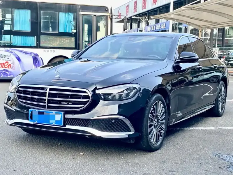 Mercedes-Benz E-Class, 2023