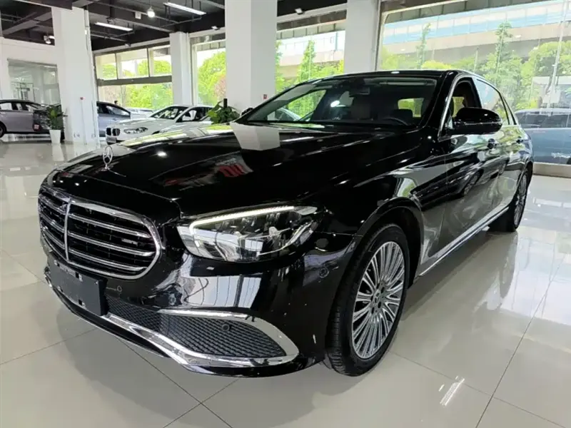 Mercedes-Benz E-Class, 2023