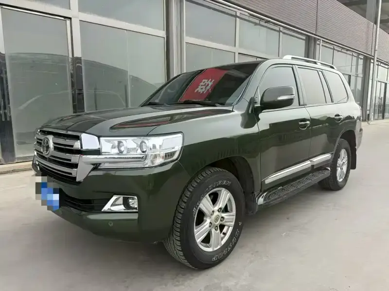 Toyota Land Cruiser, 2013