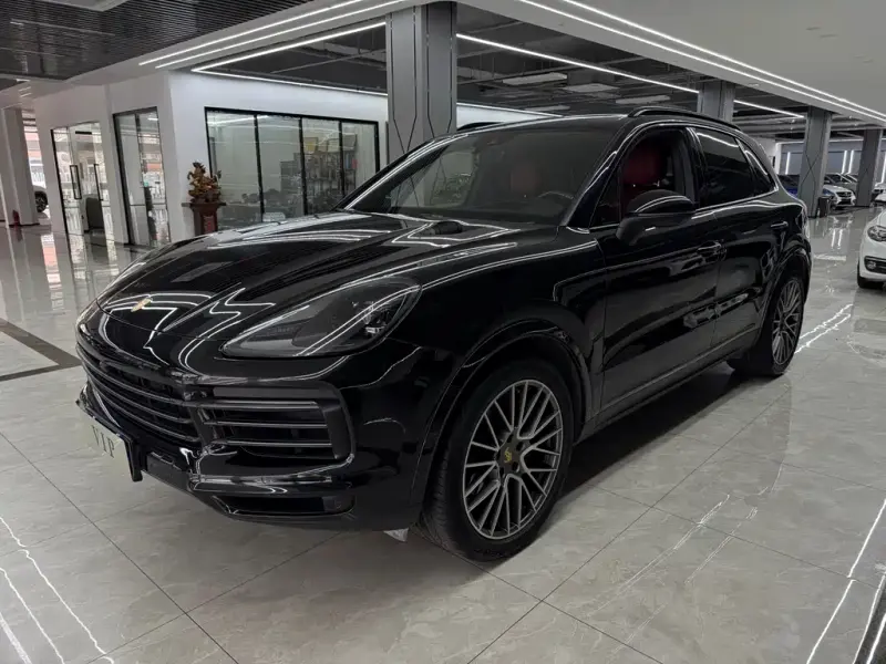 Porsche Cayenne, 2023
