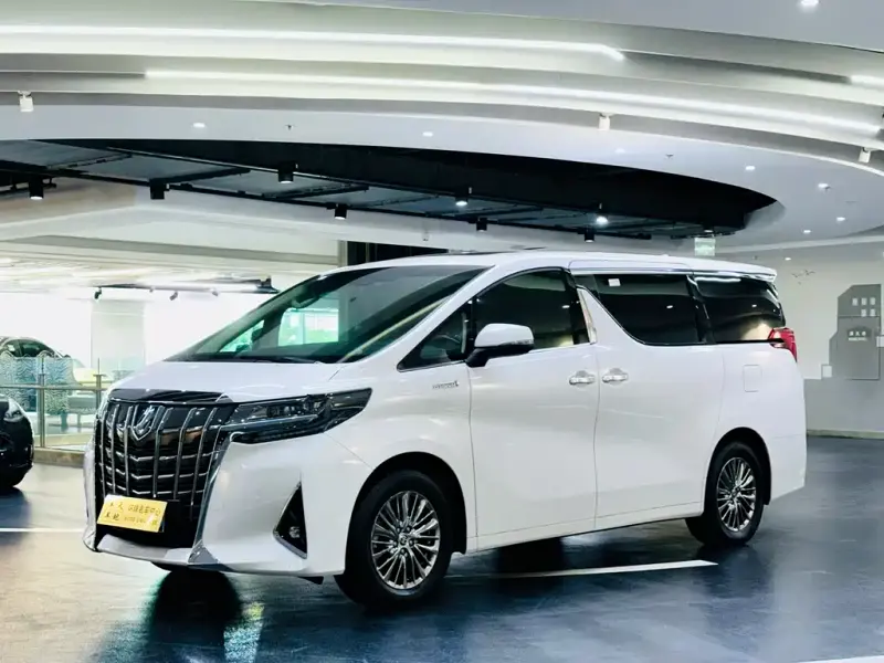 Toyota Alphard, 2022
