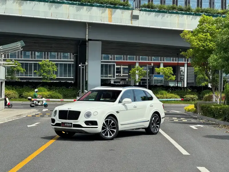 Bentley Bentayga, 2018