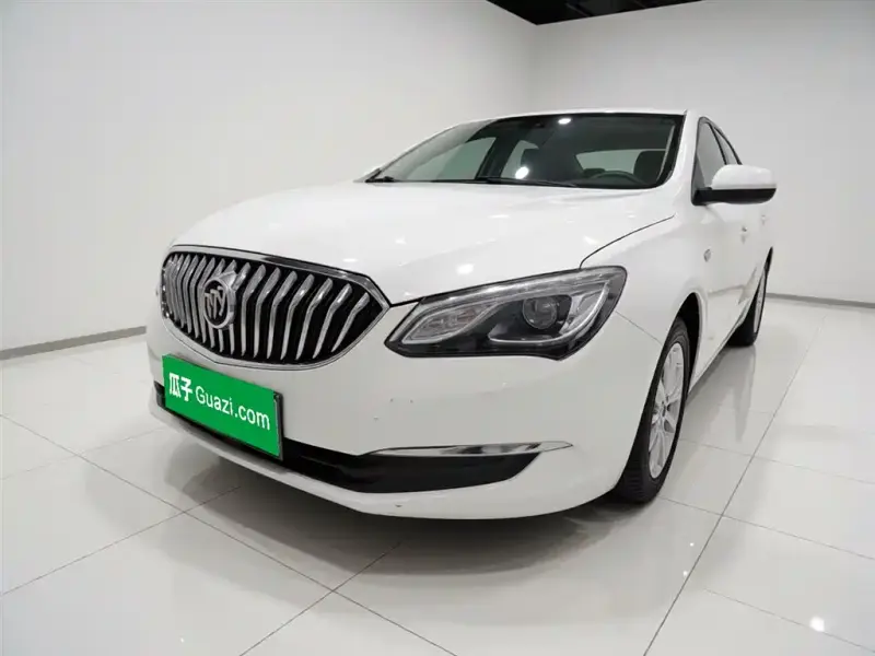 Buick Excelle, 2015