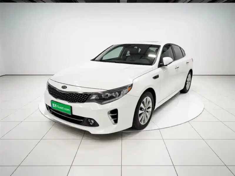 Kia K5, 2017