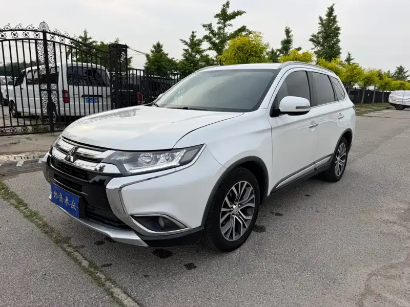 Mitsubishi Outlander, 2018