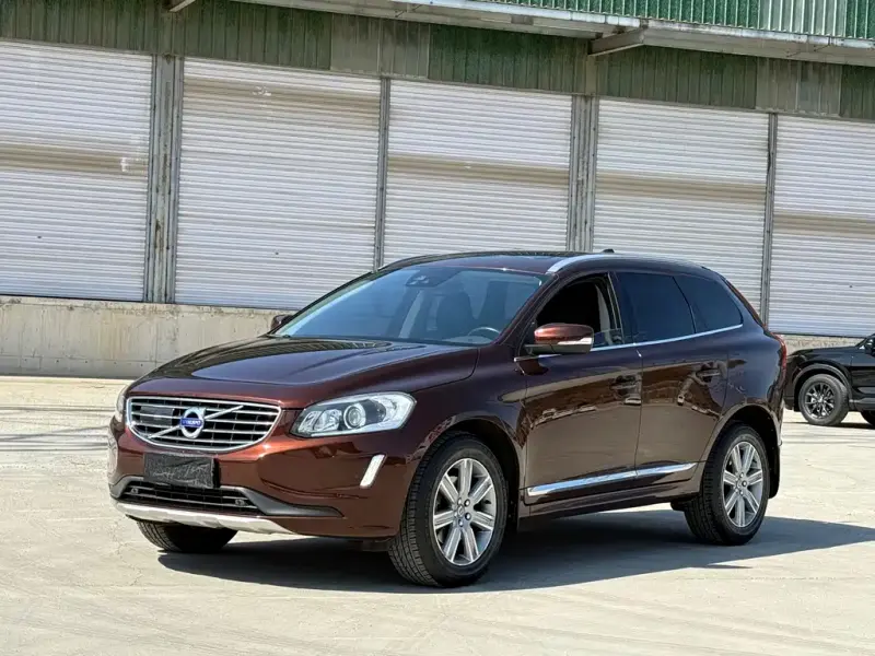 Volvo XC60, 2015