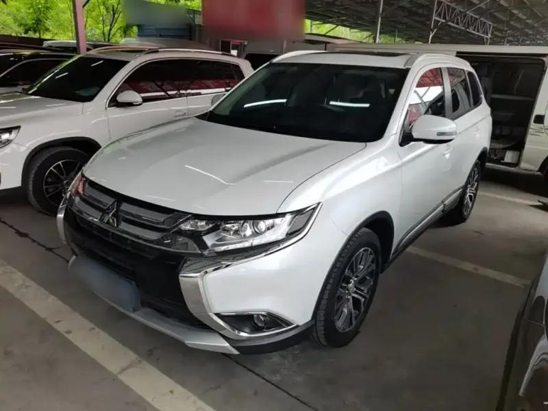 Mitsubishi Outlander, 2018