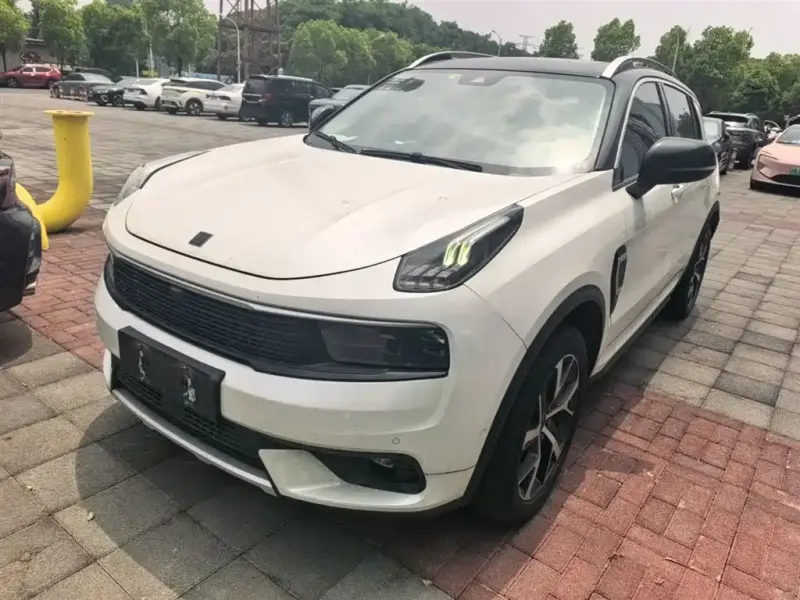 Lynk & Co 01 EM-P, 2020