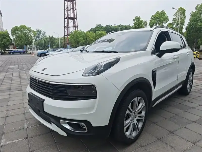 Lynk & Co 01, 2020
