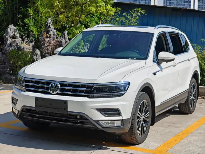 Volkswagen Tiguan L, 2017