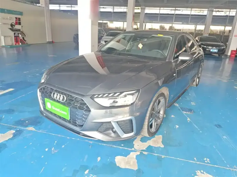 Audi A4L, 2023