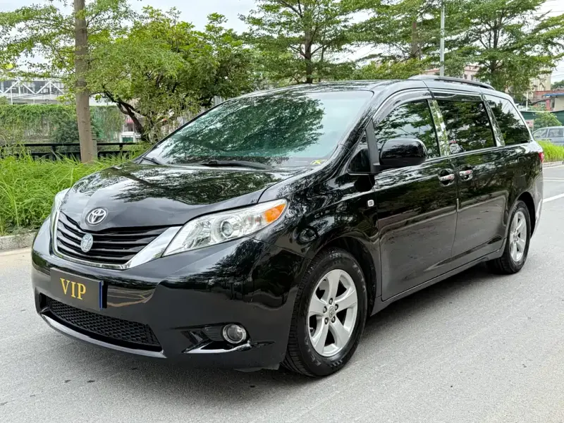 Toyota Sienna, 2018