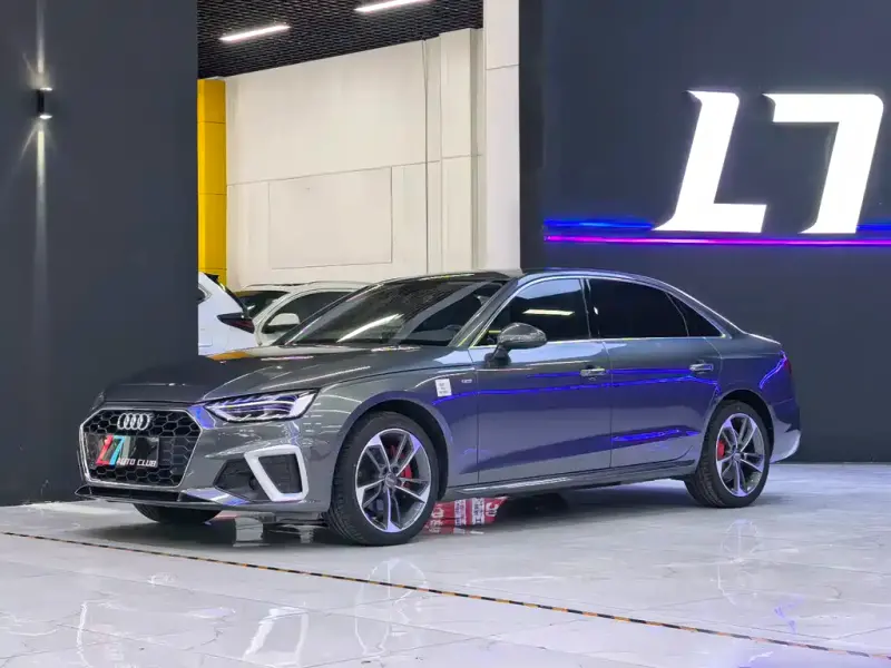 Audi A4L, 2021