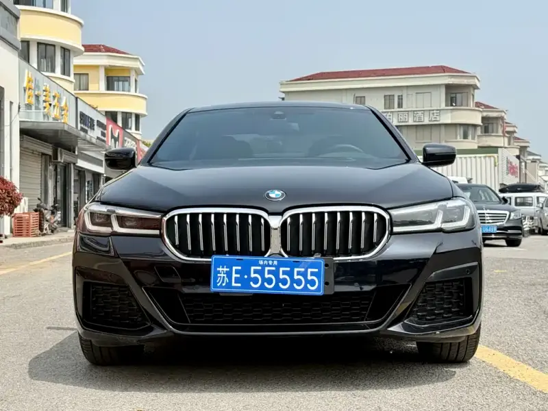 BMW 5 Series, 2022