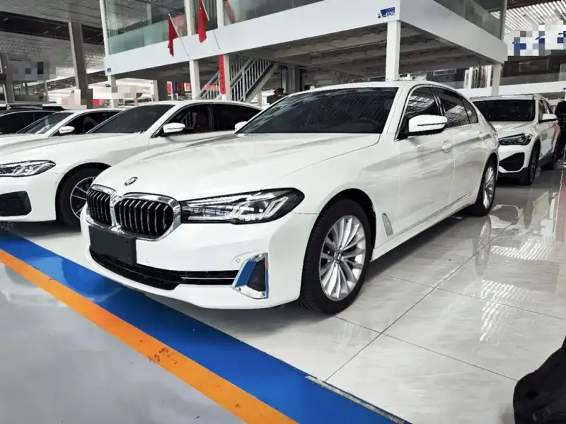 BMW 5 Series, 2022
