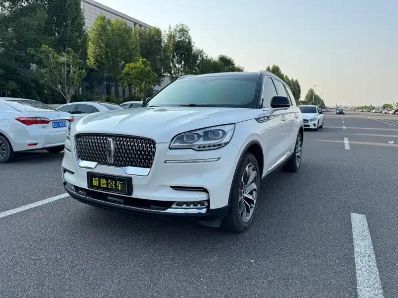 Lincoln Aviator, 2020