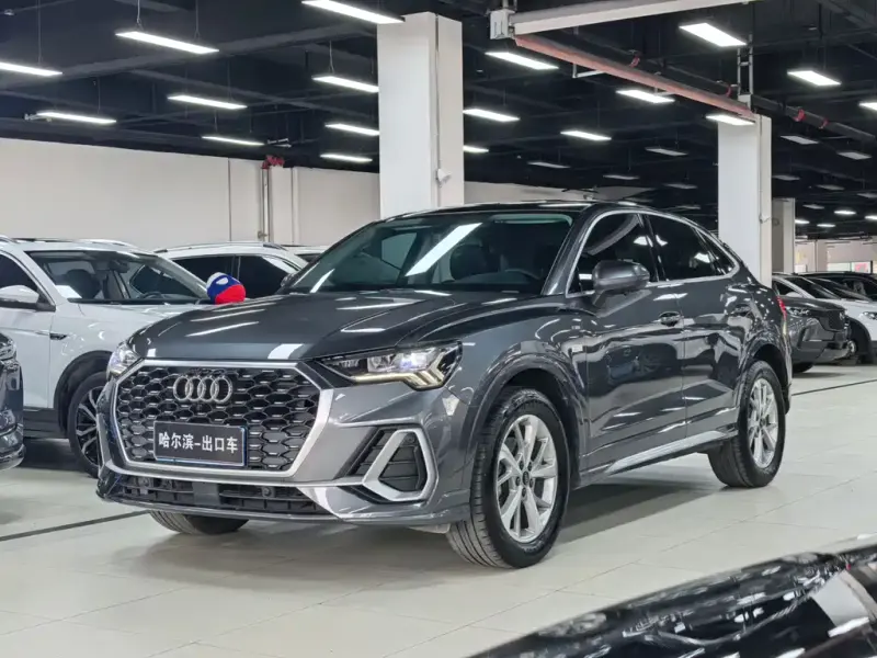 Audi Q3 Sportback, 2022