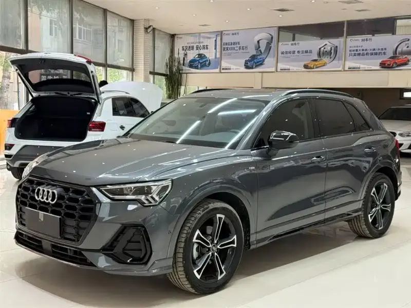 Audi Q3, 2022
