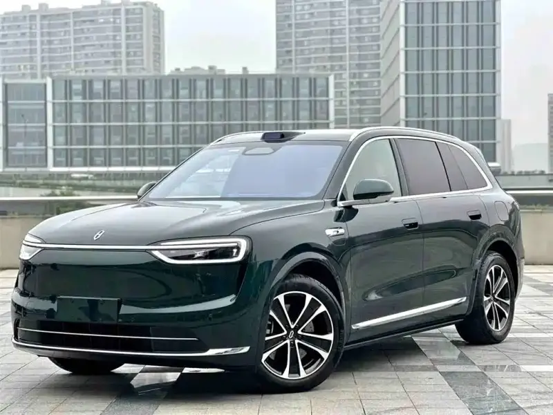 AITO M7, 2025