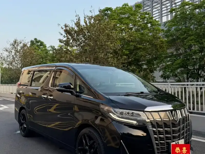 Toyota Alphard, 2019