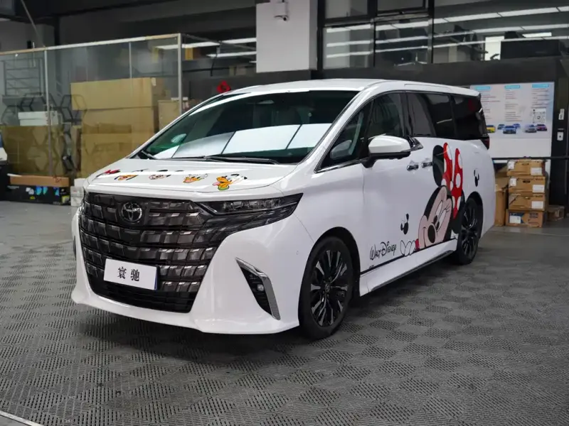 Toyota Alphard, 2024