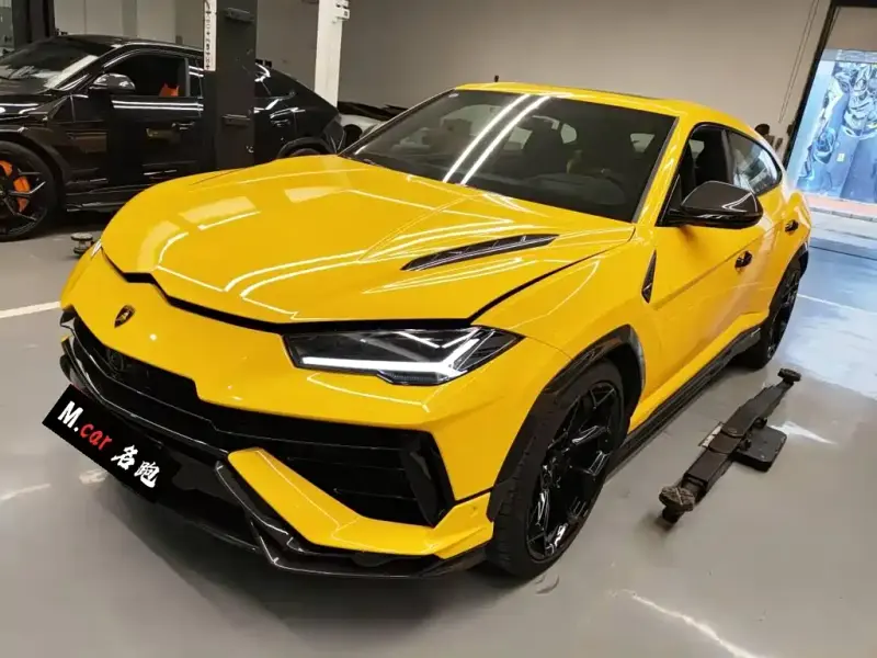 Lamborghini Urus, 2023