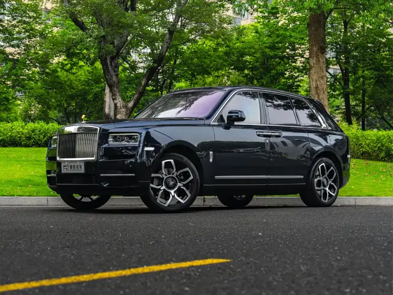 Rolls-Royce Cullinan, 2021
