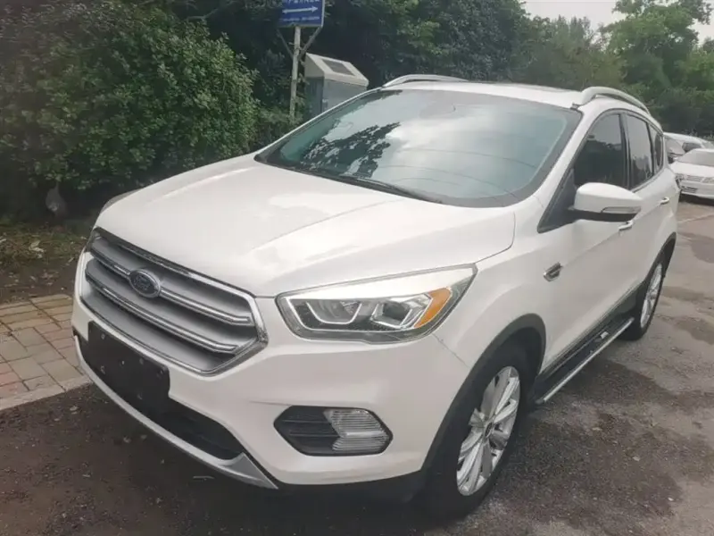 Ford Kuga, 2017