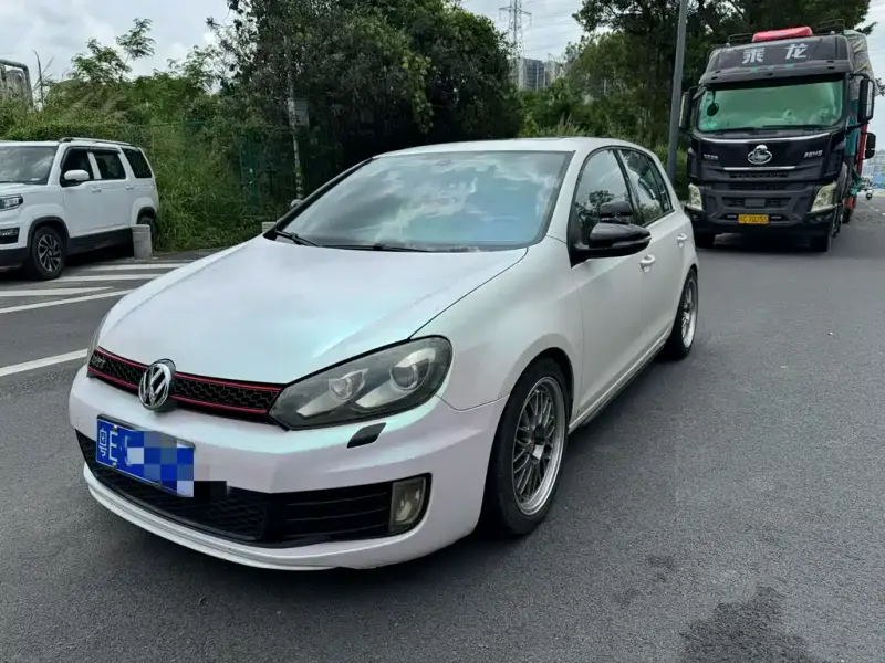 Volkswagen Golf GTI, 2013