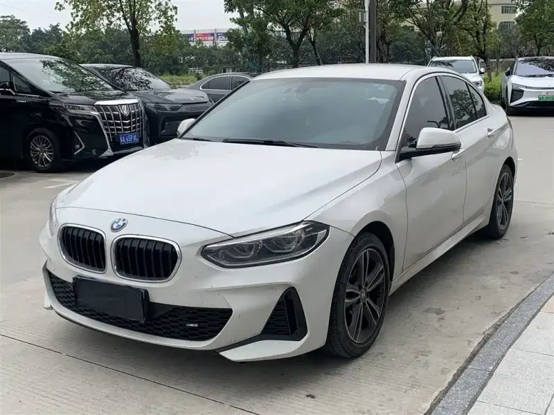 BMW 1 Series, 2021