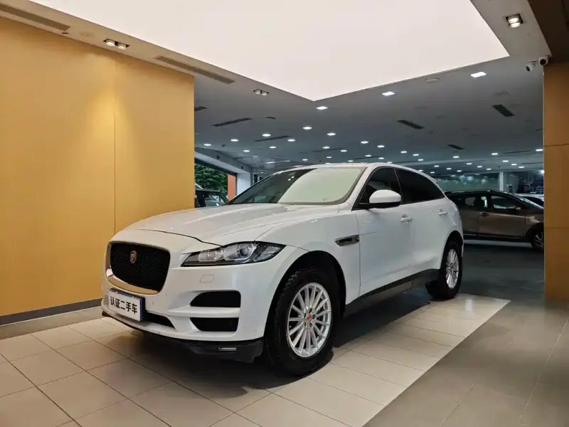 Jaguar F-PACE, 2018
