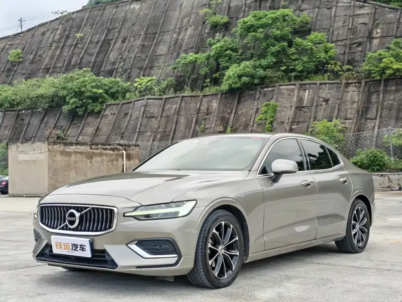 Volvo S60, 2021