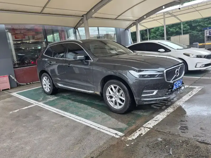 Volvo XC60, 2021