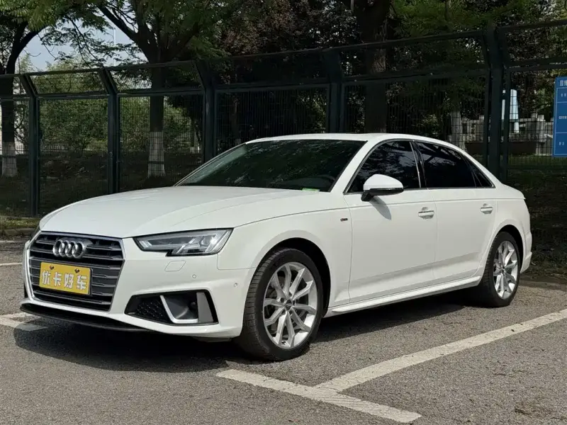 Audi A4L, 2019