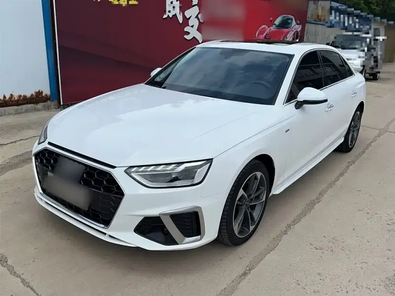 Audi A4L, 2022