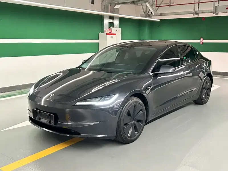 Tesla Model 3, 2025
