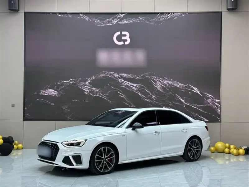 Audi A4L, 2022
