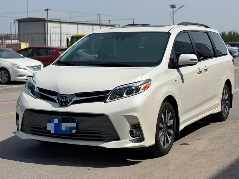 Toyota Sienna, 2019