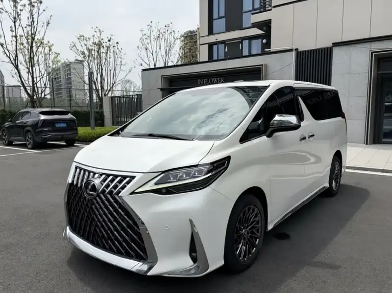 Toyota Alphard, 2018