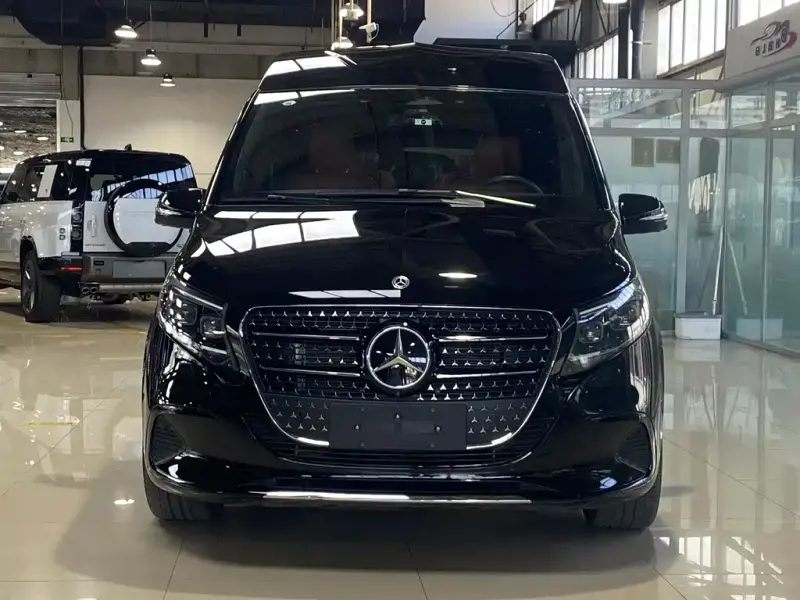 Mercedes-Benz V-Class, 2025