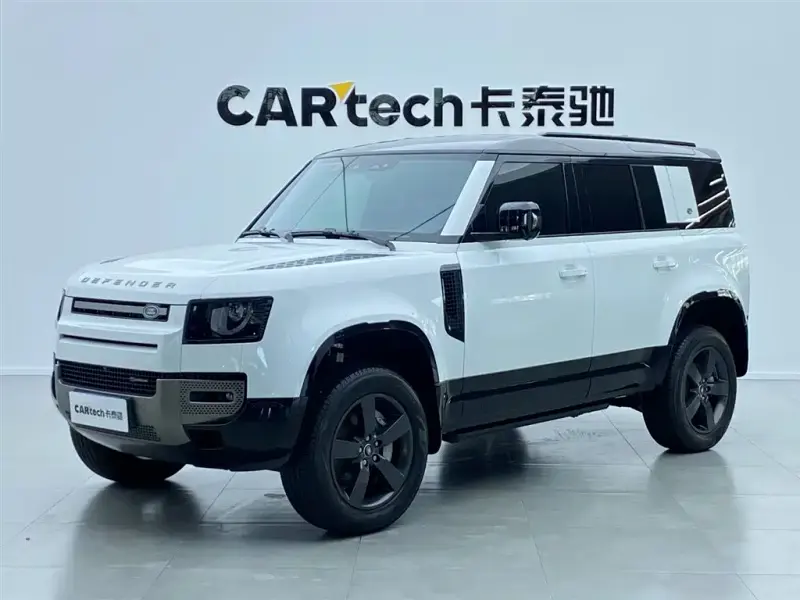 Land Rover Defender, 2024