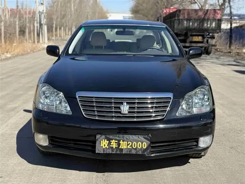 Toyota Crown, 2006