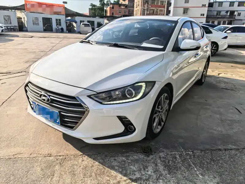 Hyundai Elantra, 2019