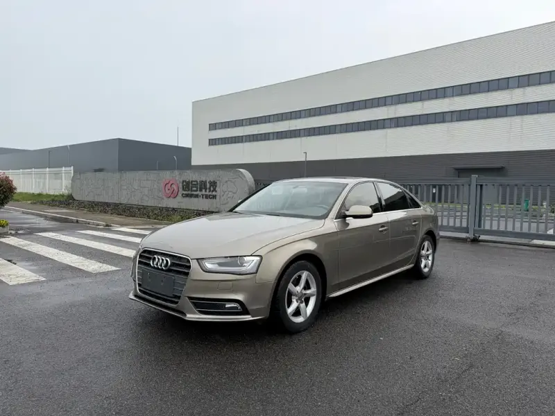 Audi A4L, 2014
