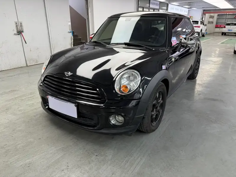 MINI Mini, 2014