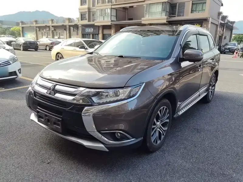 Mitsubishi Outlander, 2018