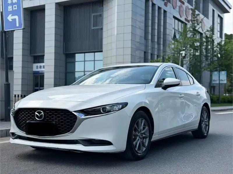 Mazda 3 Axela, 2021