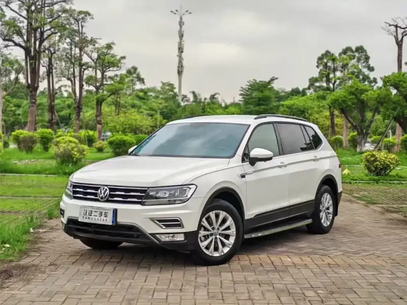 Volkswagen Tiguan L, 2017